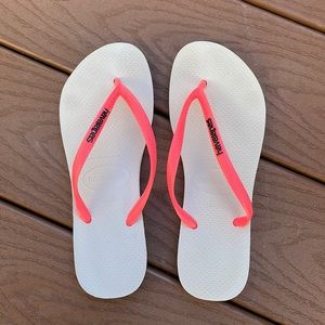 *Like New* Size 7/8 Havaianas Slim Flip Flops